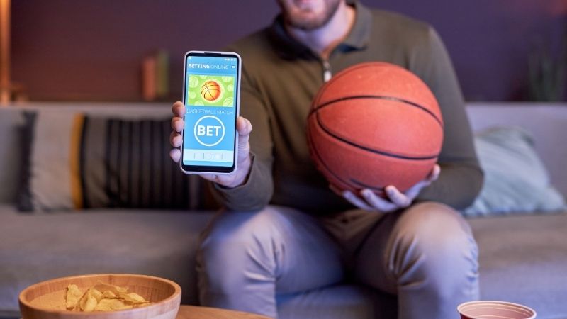 ca-cuoc-bong-ro-co-tinh-hiep-phu-khong-hieu-ve-tran-dau